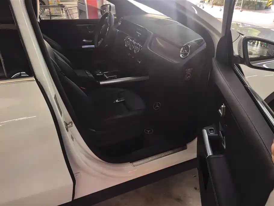 Mercedes-Benz GLA 2020 GLA 200