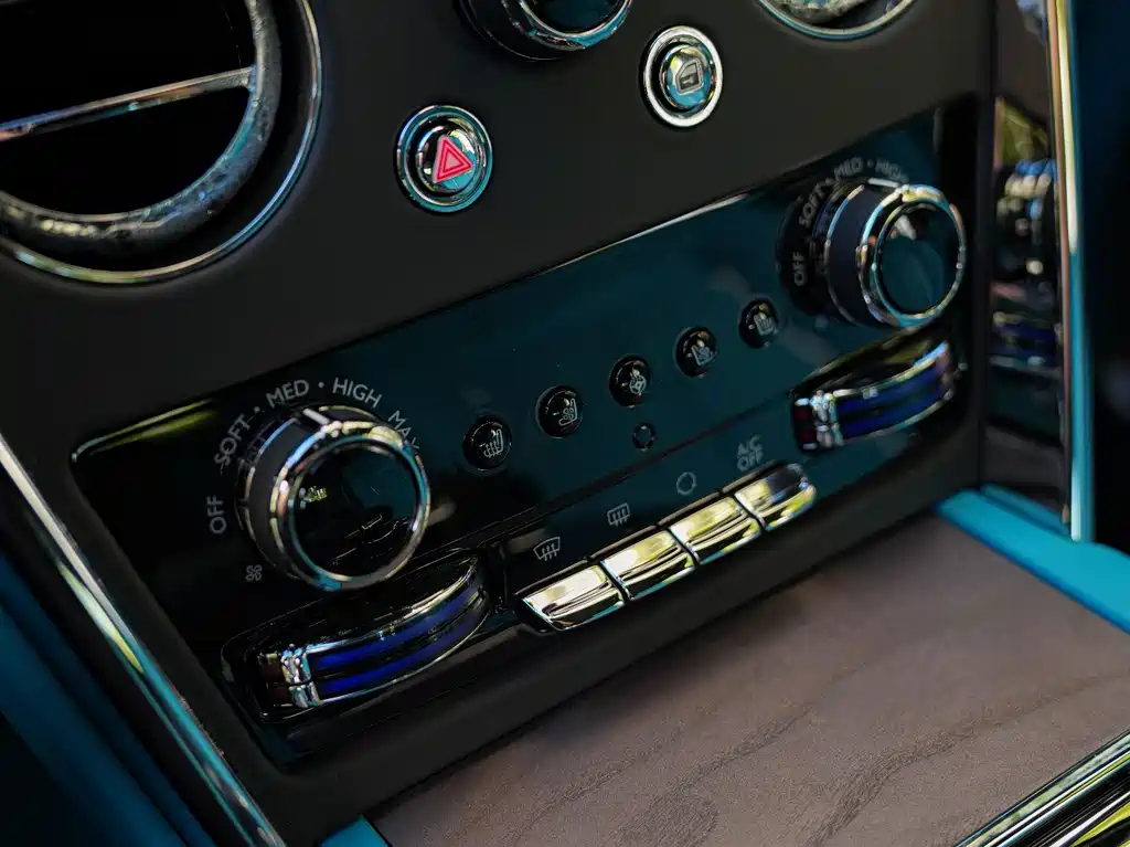 Rolls-Royce Cullinan — миниатюра 27