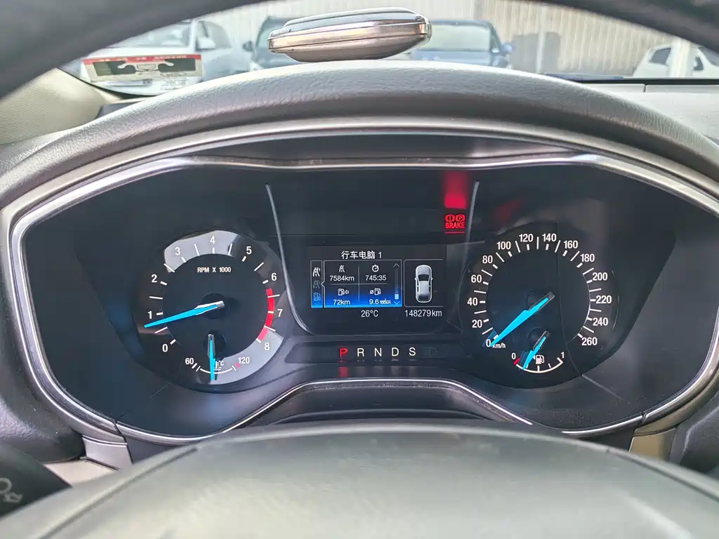 Ford Mondeo — миниатюра 7