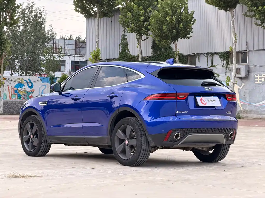 Jaguar E-PACE — миниатюра 18