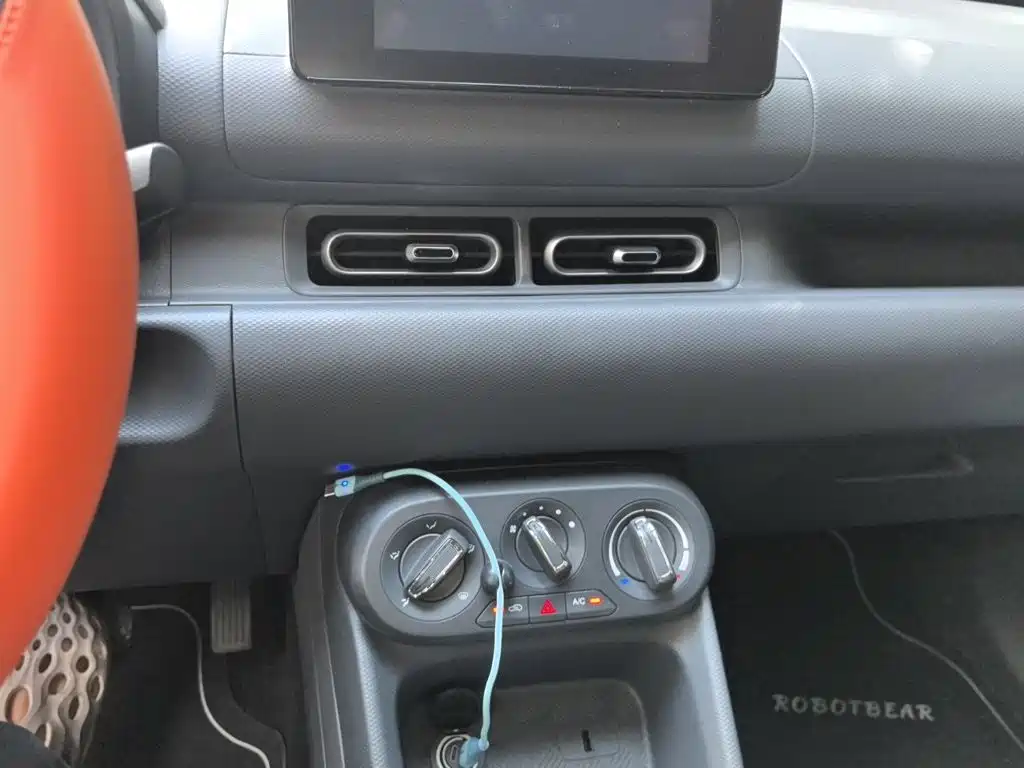 Wuling Hongguang EV — миниатюра 14