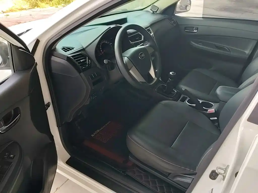 BYD F3 — миниатюра 16