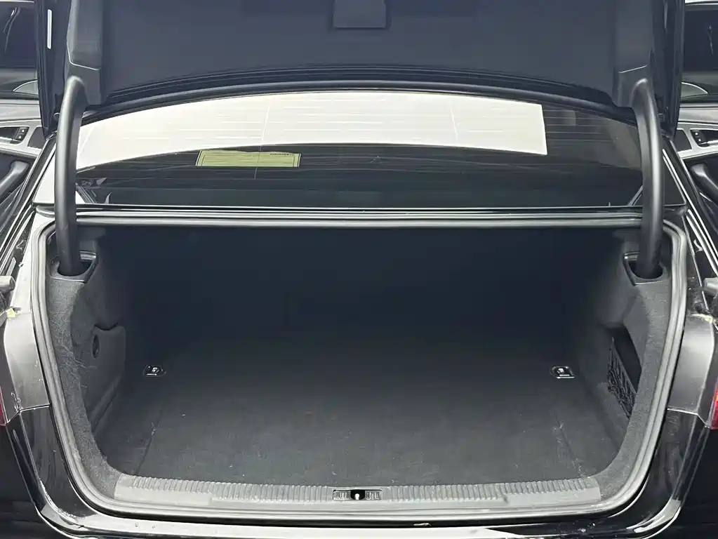 Audi A6L — миниатюра 25