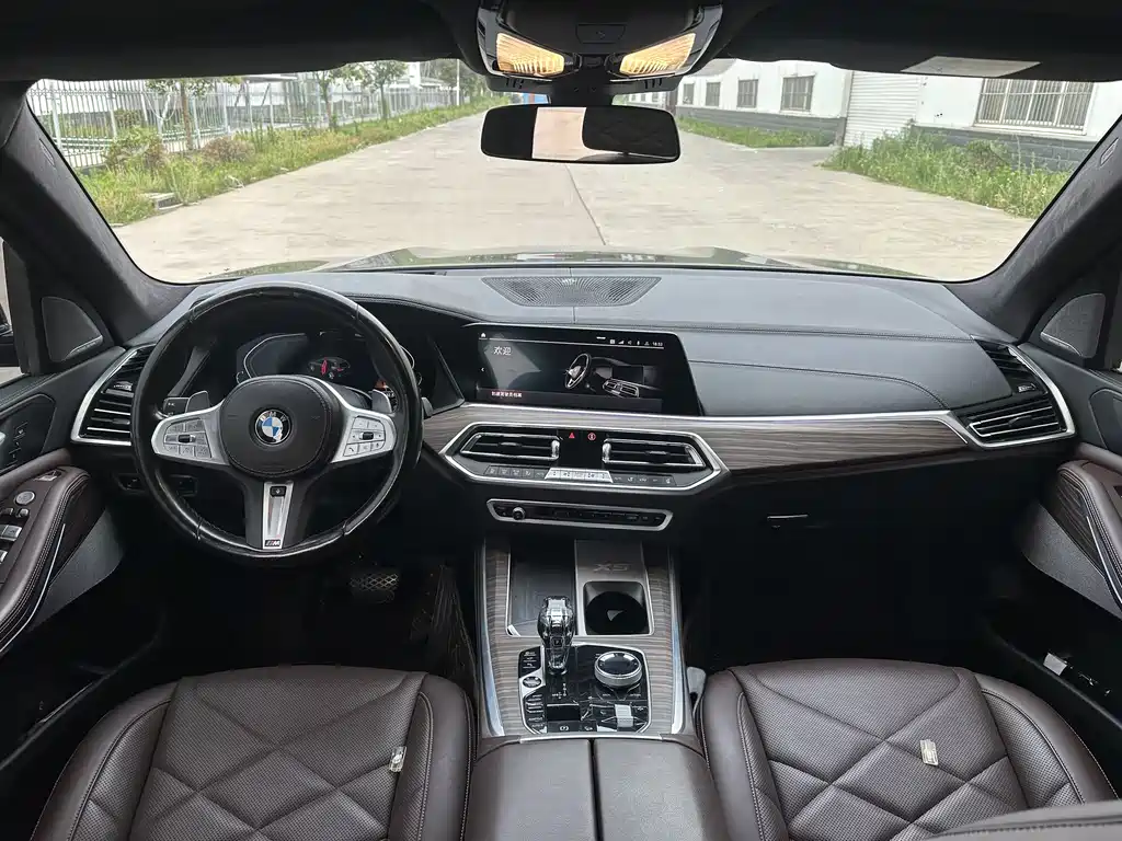 BMW X5 2022 xDrive 40Li Premium M Sport