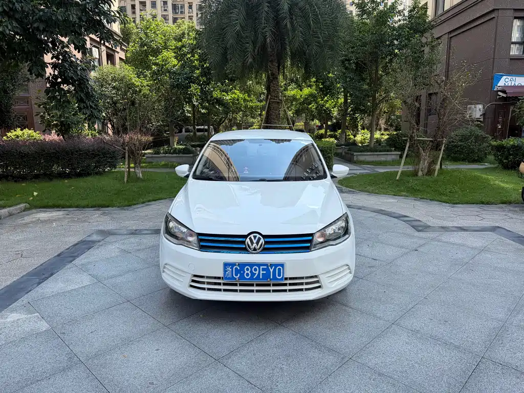 Volkswagen Jetta — миниатюра 2