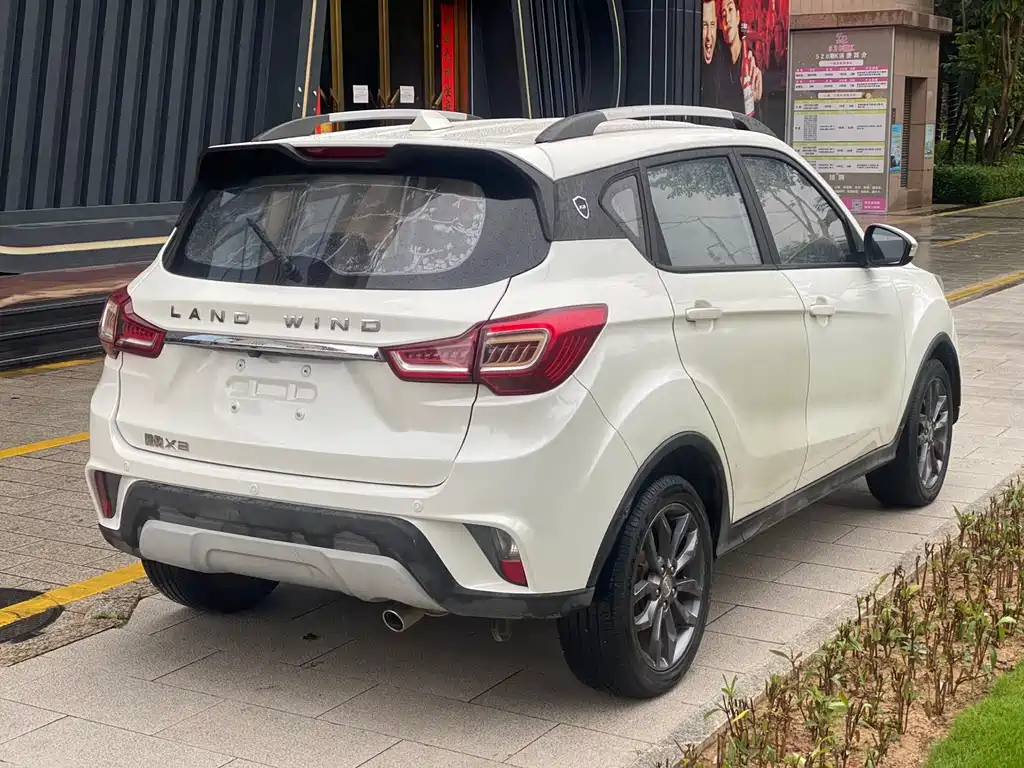 Landwind Landwind X2 — миниатюра 7