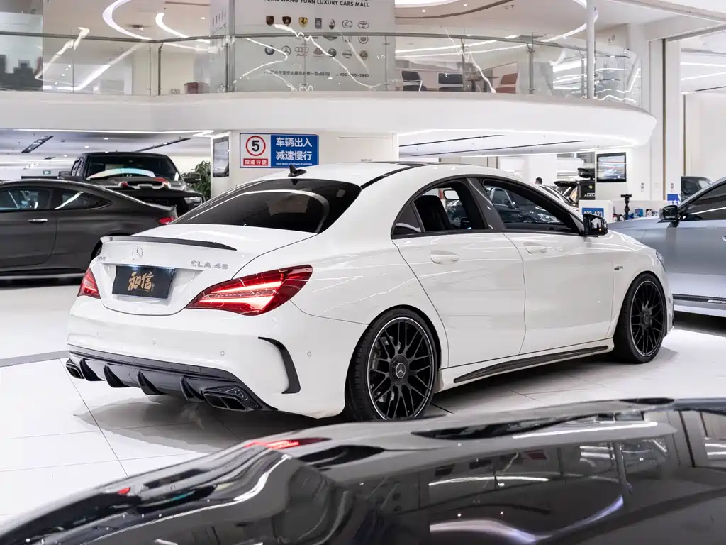 Mercedes-Benz CLA AMG — миниатюра 6