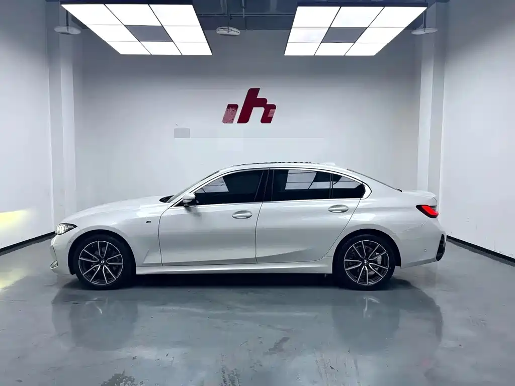 BMW 3 Series — миниатюра 3