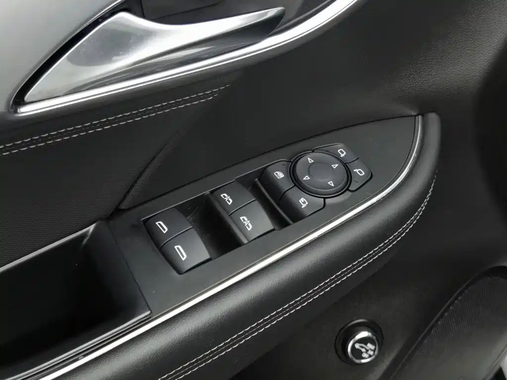 Buick Envision Plus — фотографии объявления, Фото 10