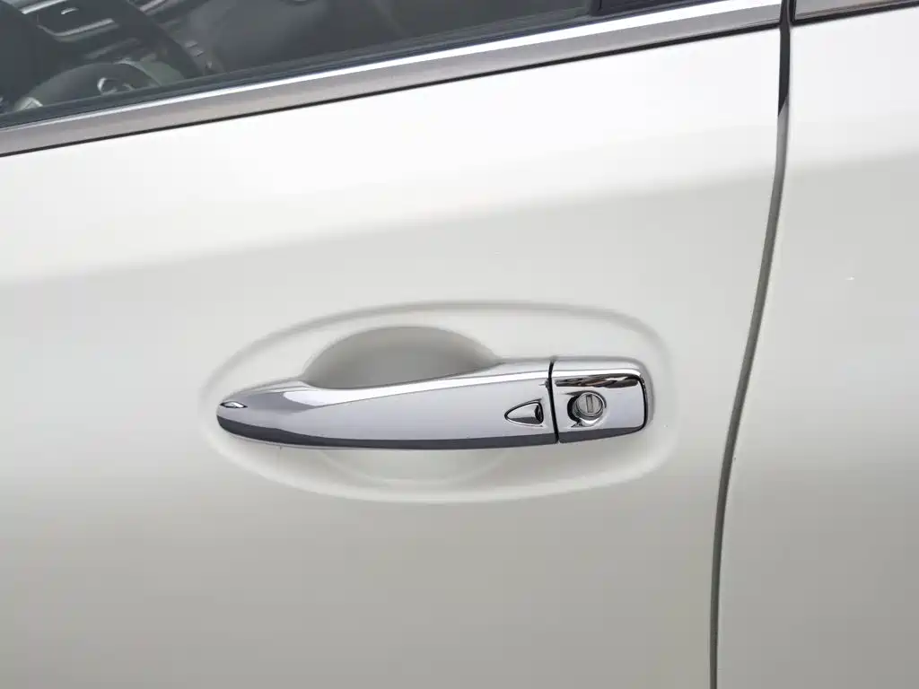 Nissan X-Trail — миниатюра 18