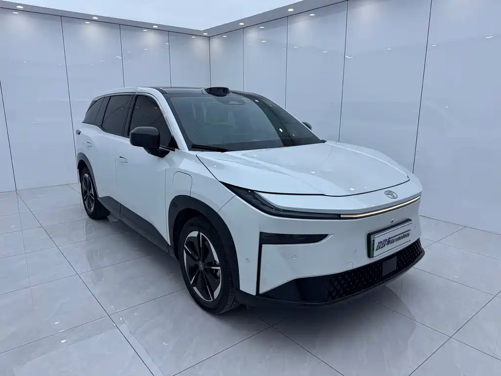 Toyota bZ3X — миниатюра 3