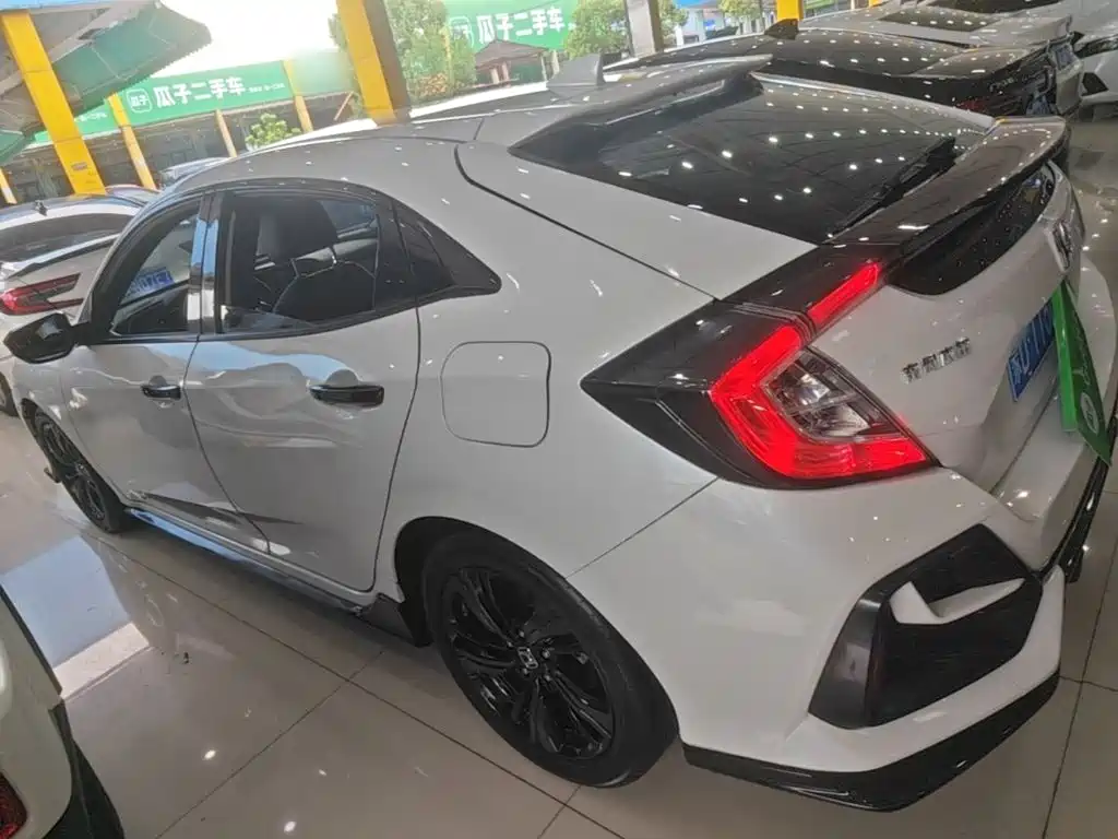 Honda Civic — миниатюра 5