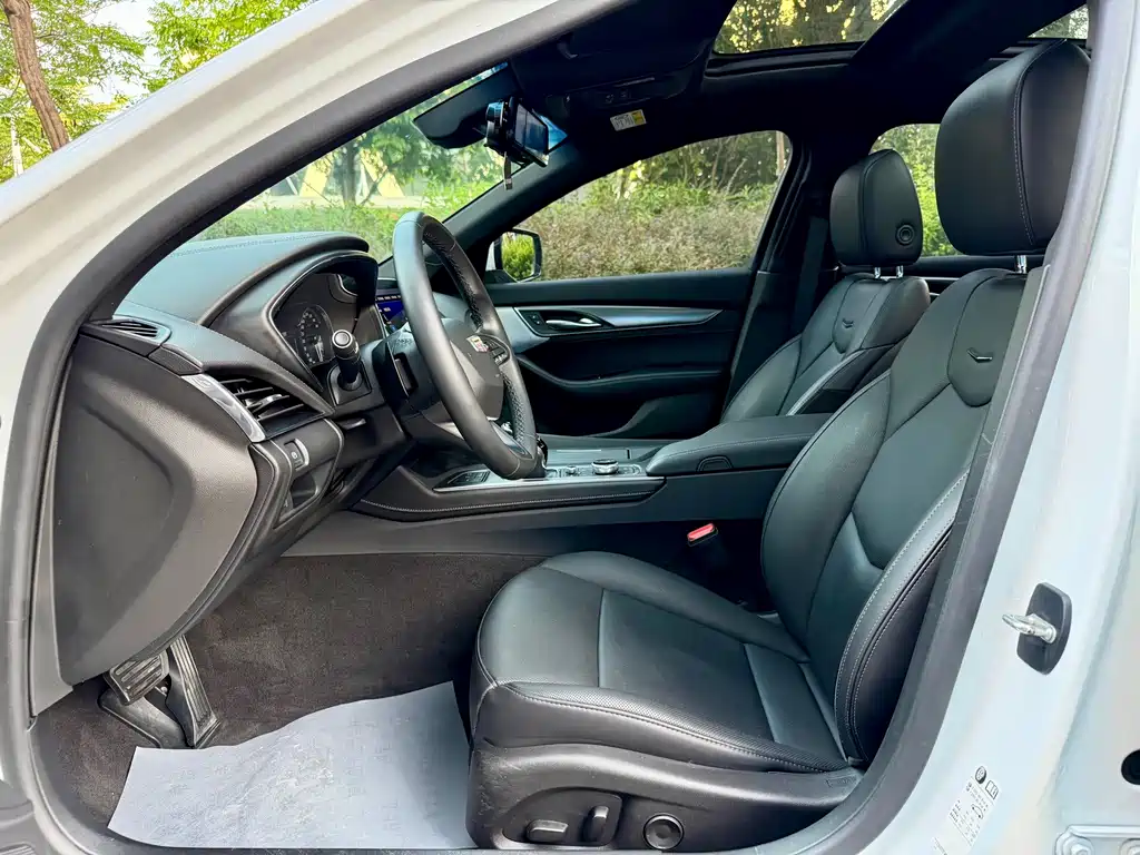 Cadillac CT5 28T Luxury Type, фото 7