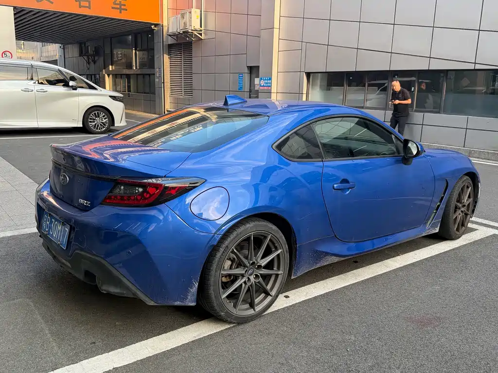Subaru BRZ — миниатюра 2