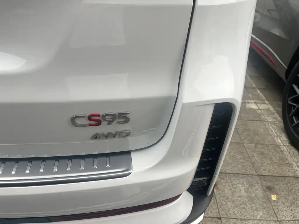 Changan CS95 — миниатюра 9