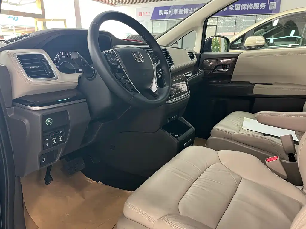 Honda Odyssey — миниатюра 5