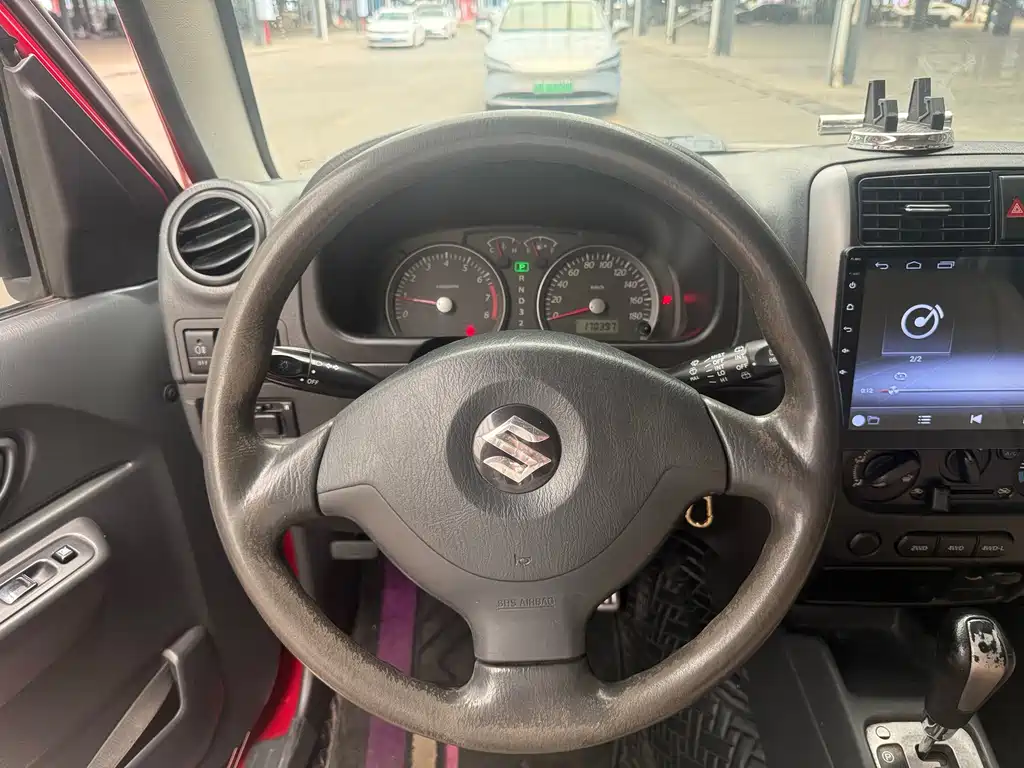 Suzuki Jimny — миниатюра 7
