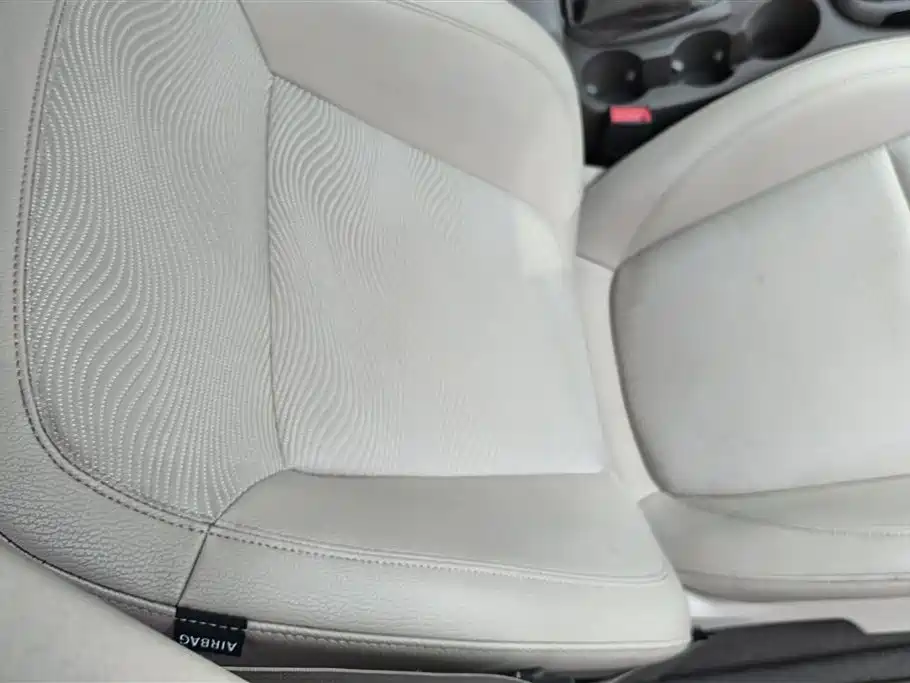 Buick Excelle 2013 GT 1.6L MT