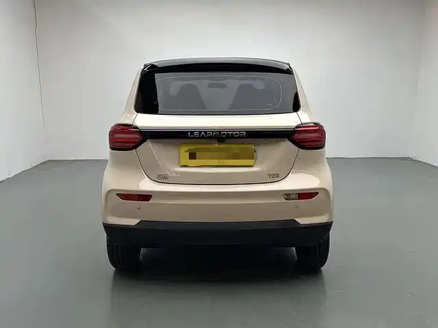 Leapmotor Leapmotor T03 — миниатюра 8