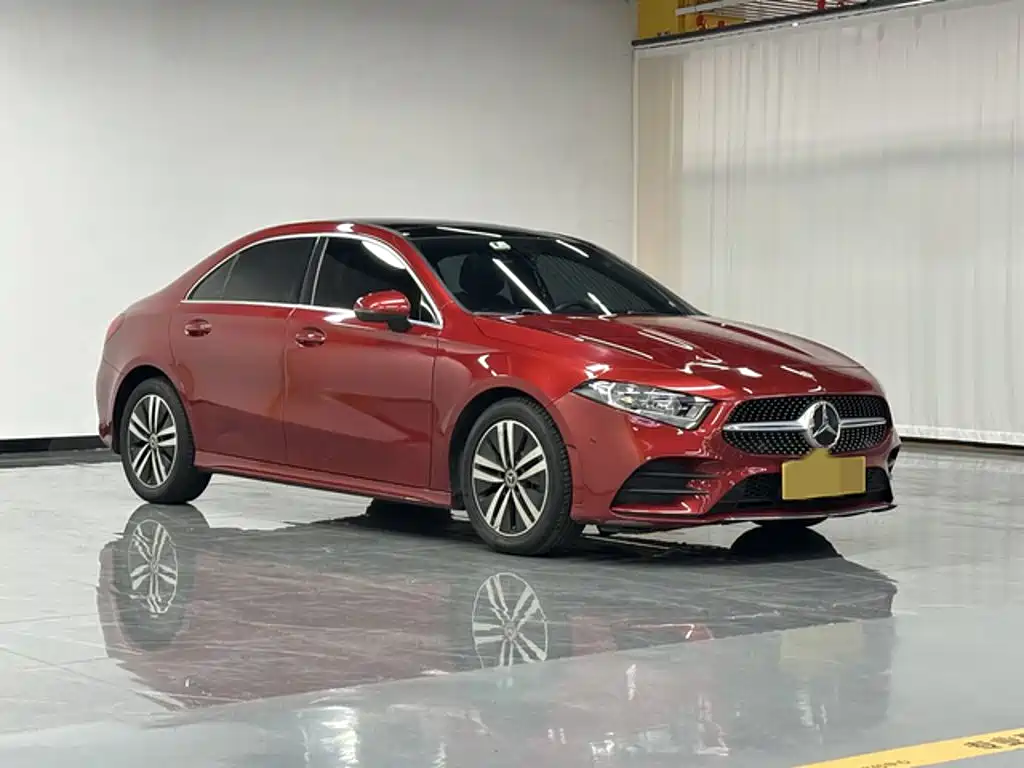 Mercedes-Benz A-Class — миниатюра 7