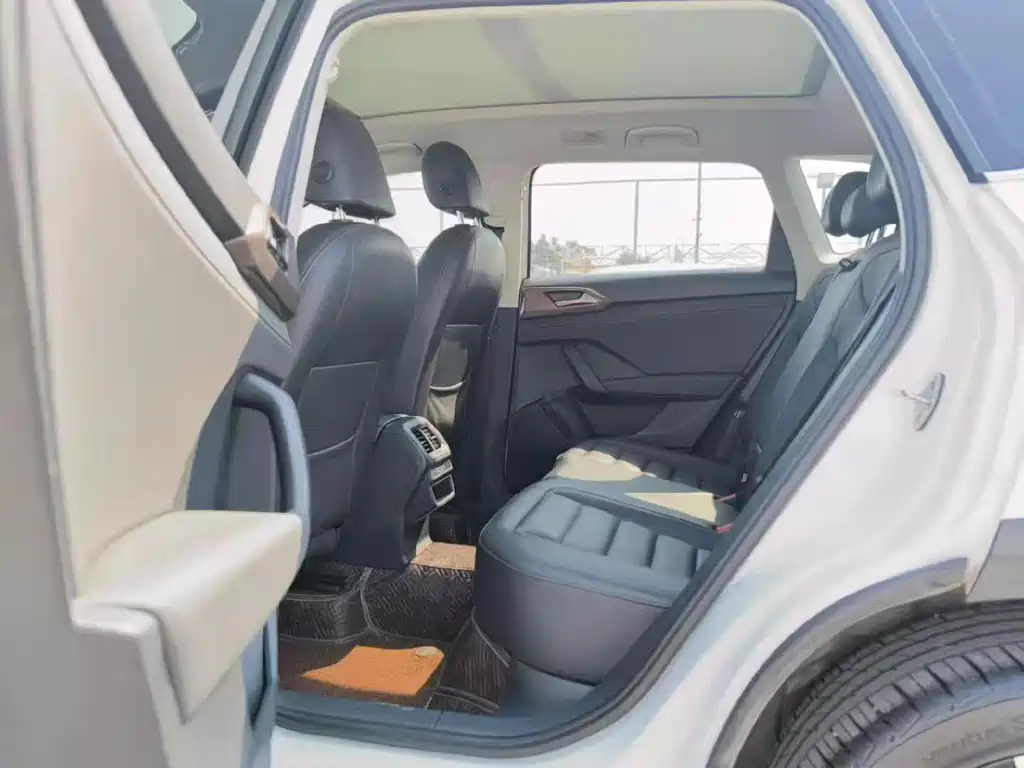 Volkswagen Tharu — миниатюра 6