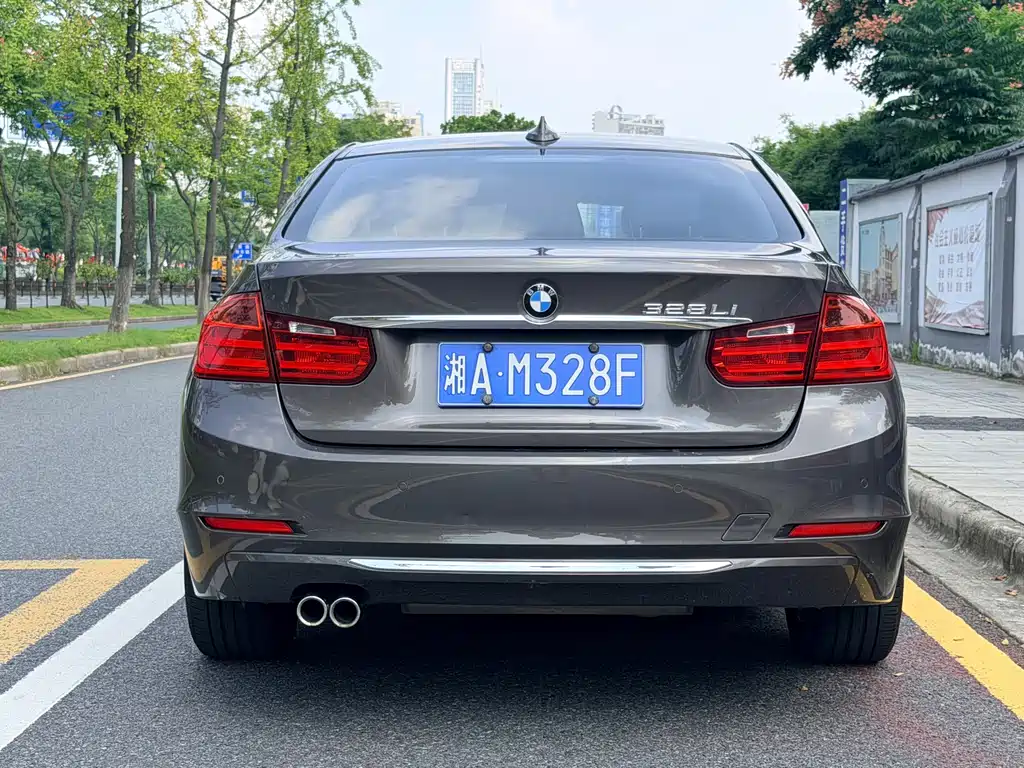 BMW 3 Series — миниатюра 5