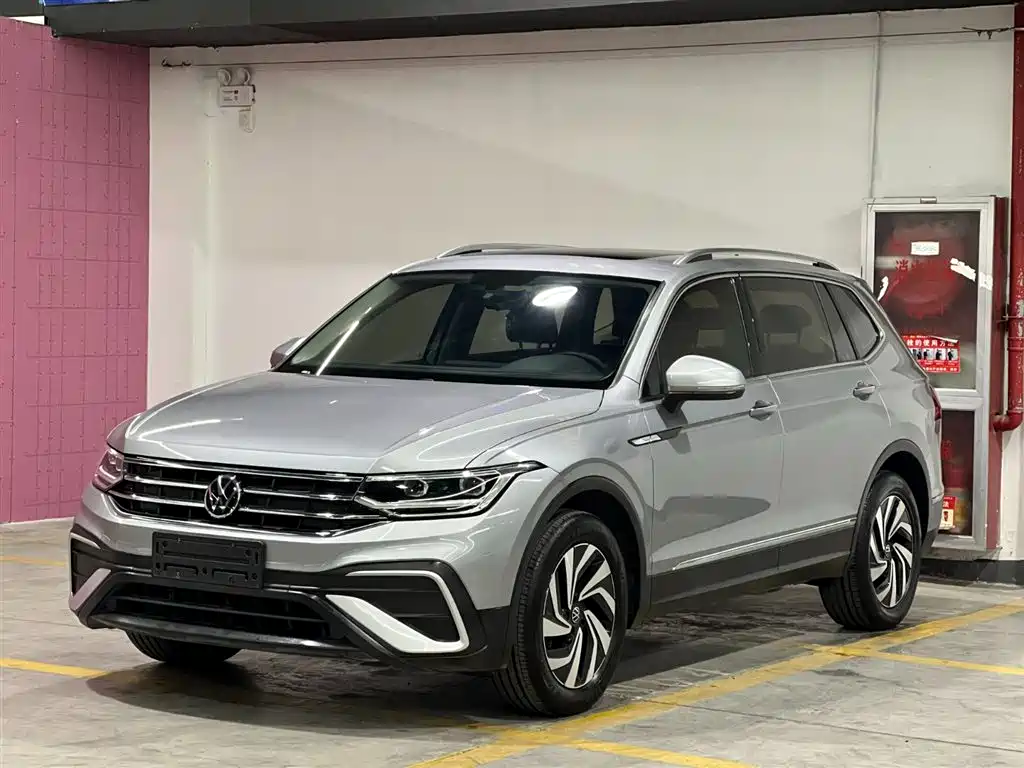 Volkswagen Tiguan L 2022