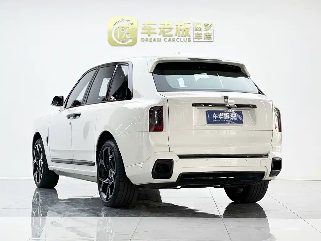 Rolls-Royce Cullinan 2025 Black Badge