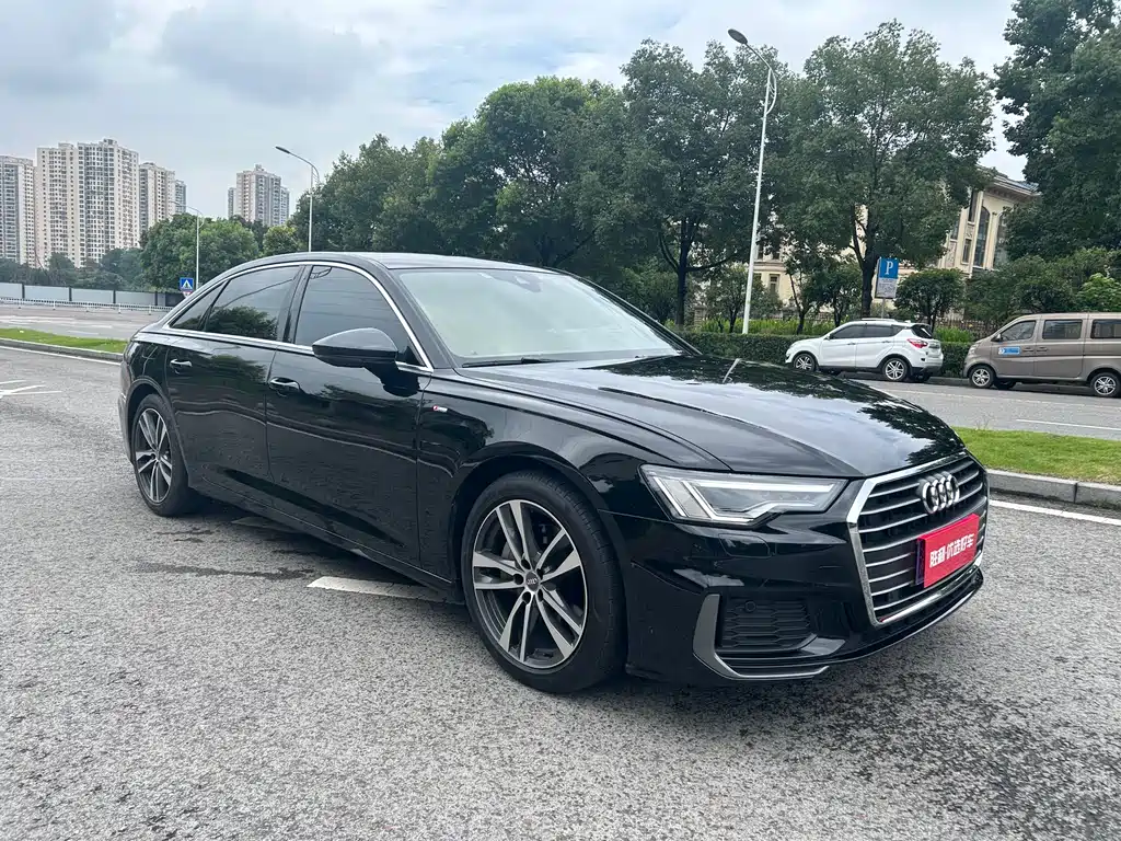 Audi A6L 2021 40 TFSI Luxury