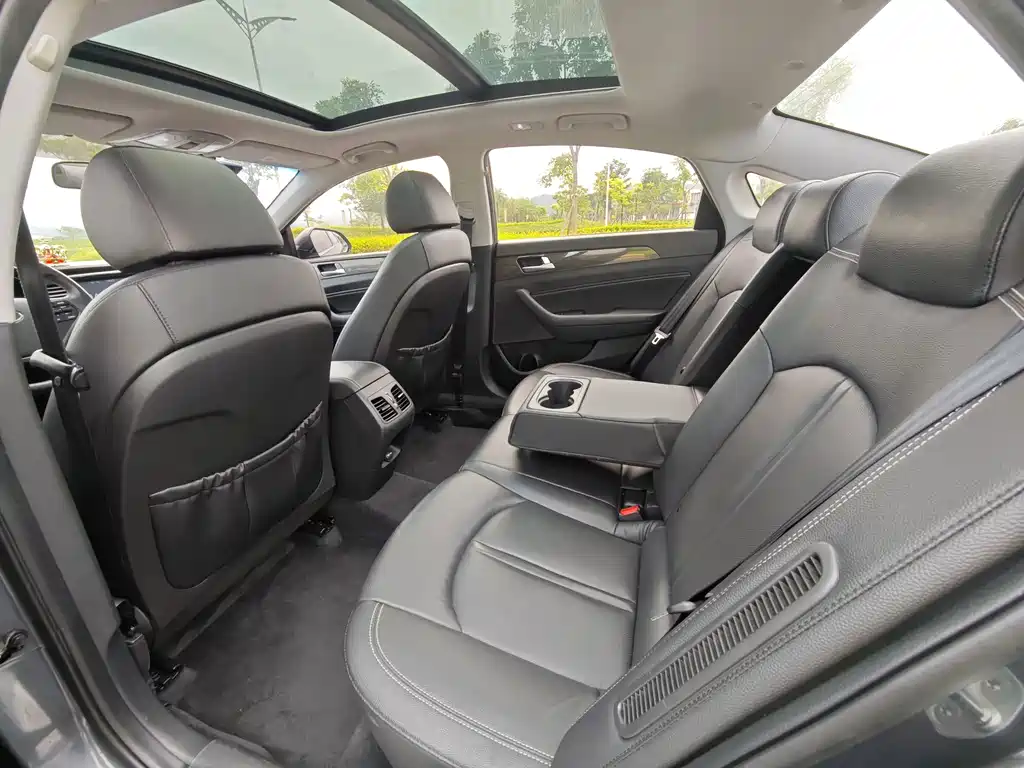 Hyundai Sonata PHEV — миниатюра 13