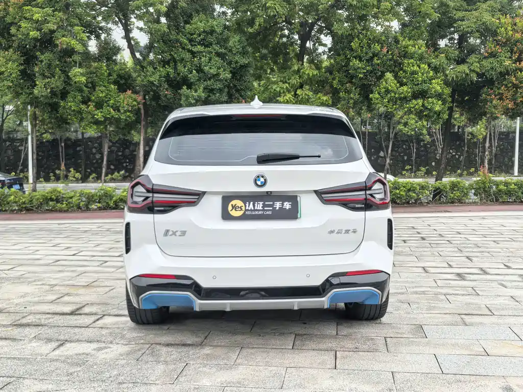 BMW iX3 — миниатюра 5