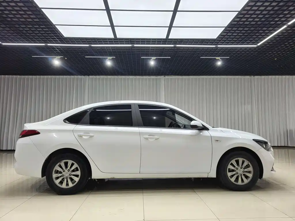Hyundai Elantra 2020 1.6L AT GL