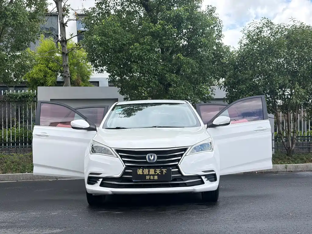 Changan Eado DT — миниатюра 2