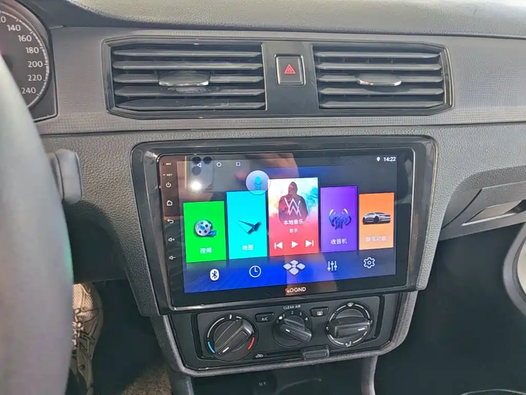 Volkswagen Santana — миниатюра 13