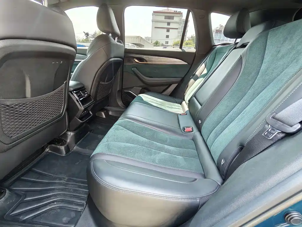 Geely Xingyue L — миниатюра 6