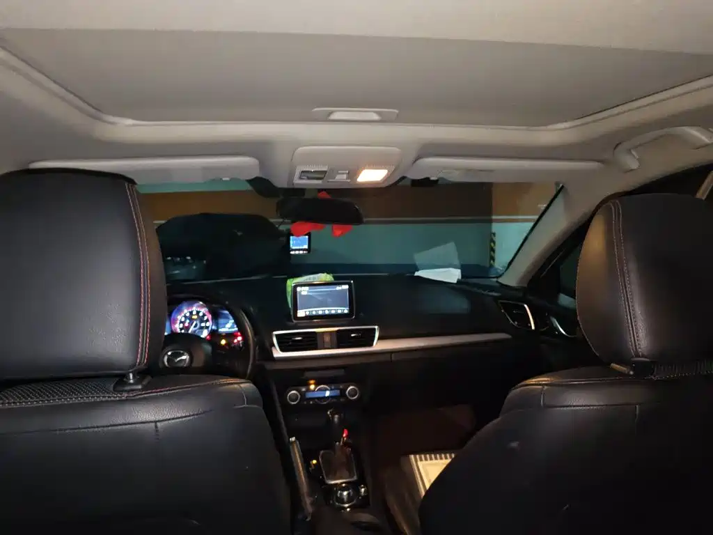 Mazda 3 Axela — миниатюра 19