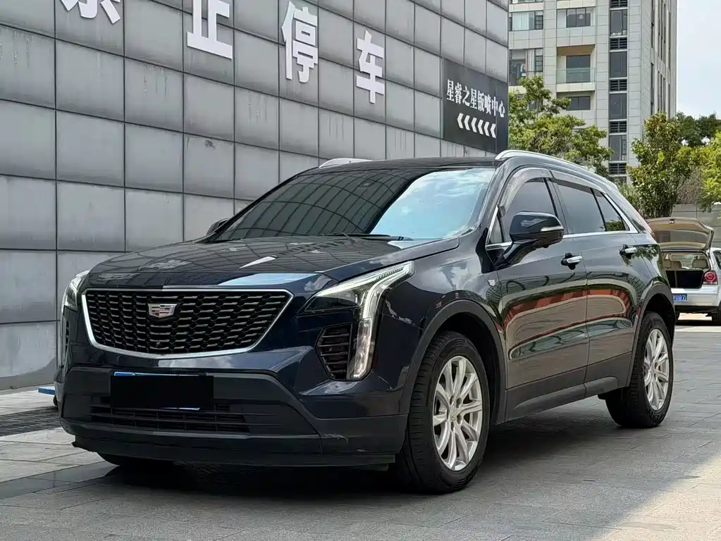 Cadillac XT4