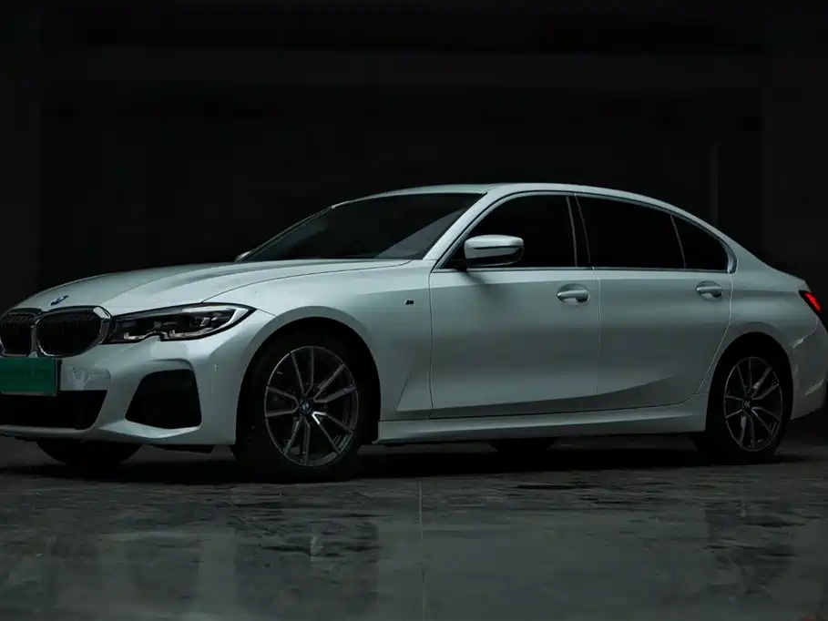 BMW 3 Series 2022