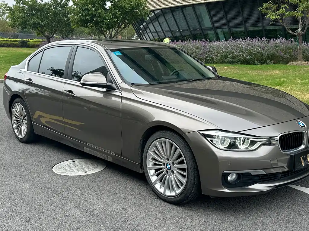 BMW 3 Series — миниатюра 3