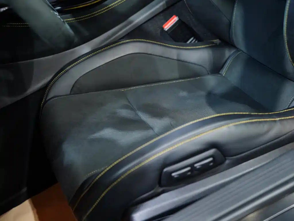 Mercedes-Benz AMG GT — миниатюра 18