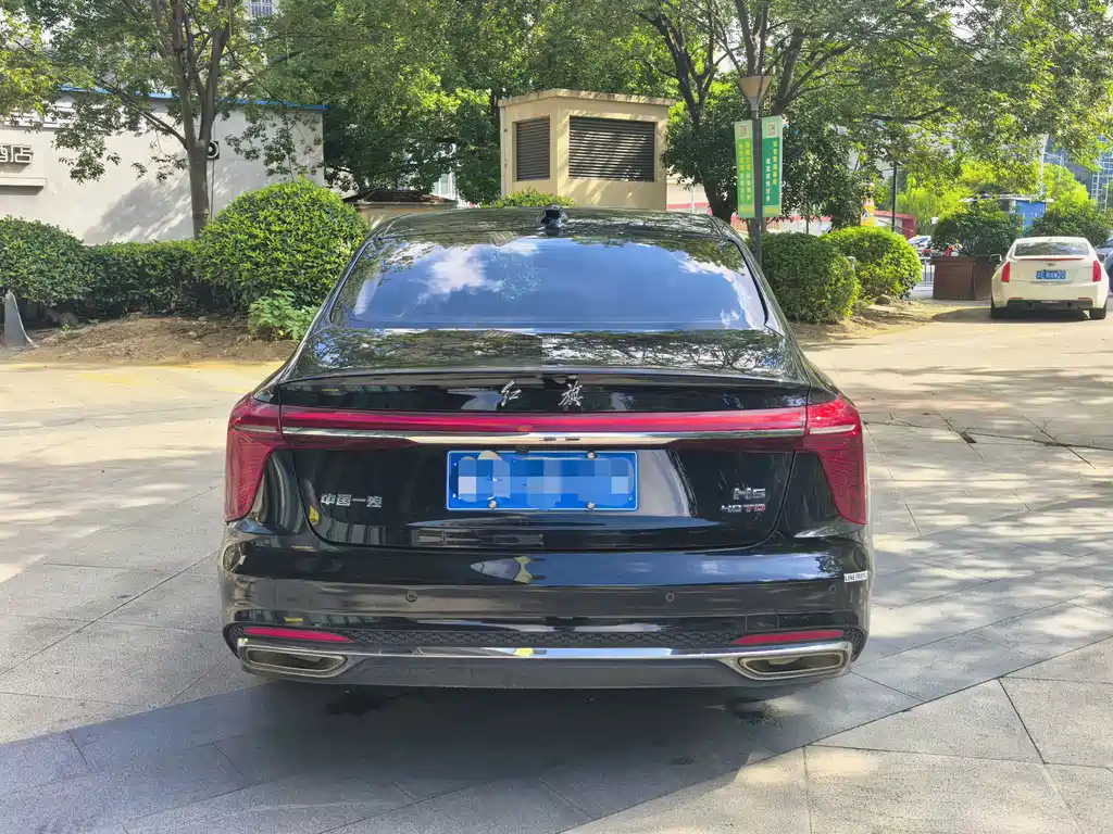 Hongqi Hongqi H5 — миниатюра 5
