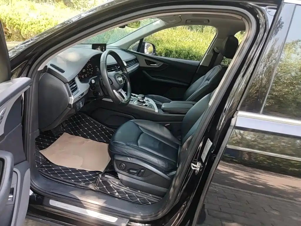 Audi Q7 2018 40 TFSI Comfort