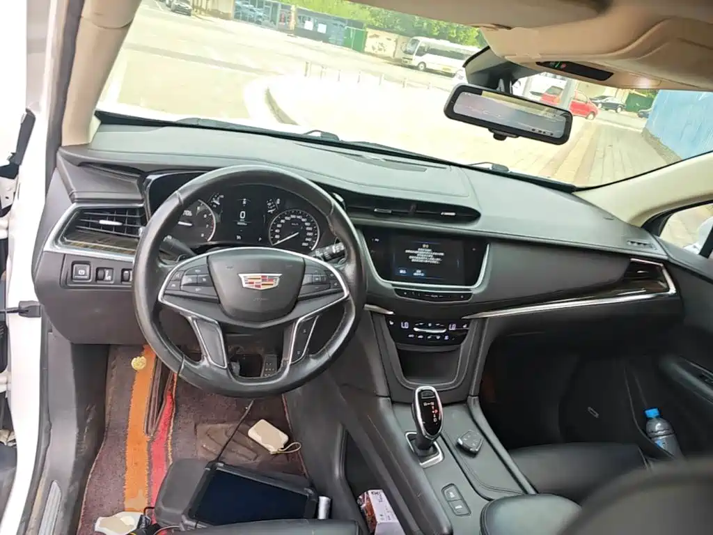Cadillac XT5 — миниатюра 11