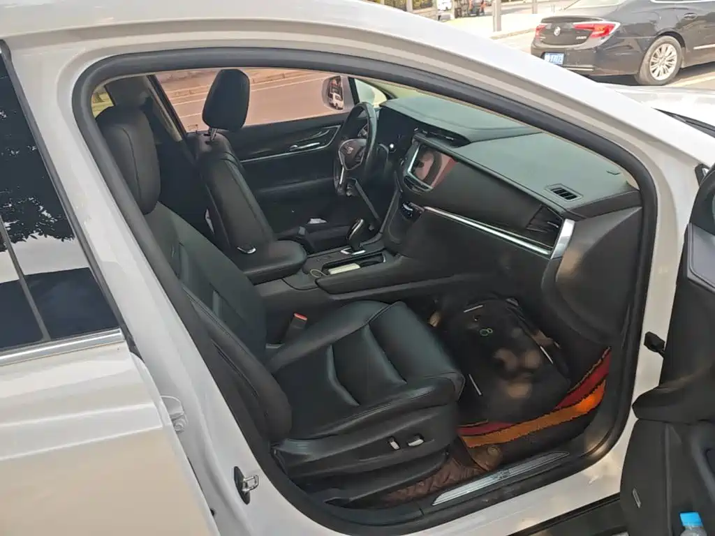 Cadillac XT5 — миниатюра 25