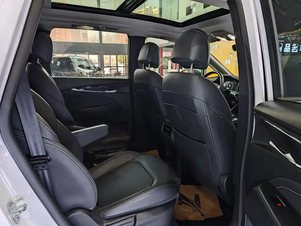 SAIC MAXUS CHASE G50