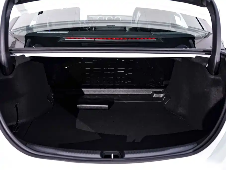 Mercedes-Benz C-Class — миниатюра 29