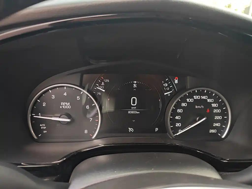 Cadillac XT5 — миниатюра 12