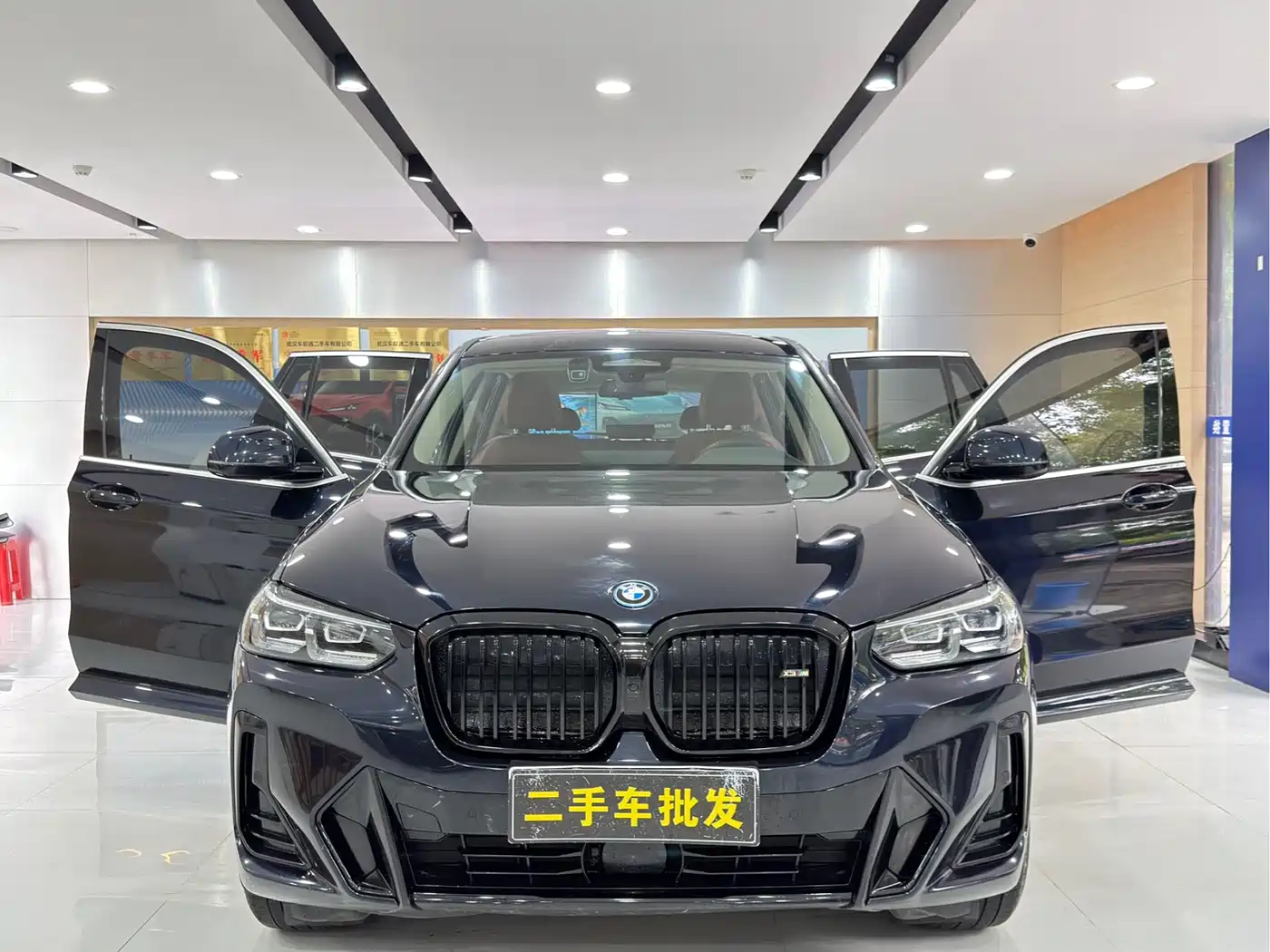 BMW iX3 2023 Черный из Китая, фото 2