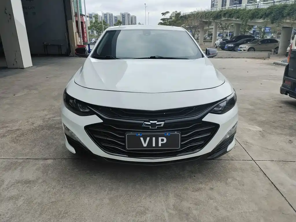Chevrolet Malibu XL