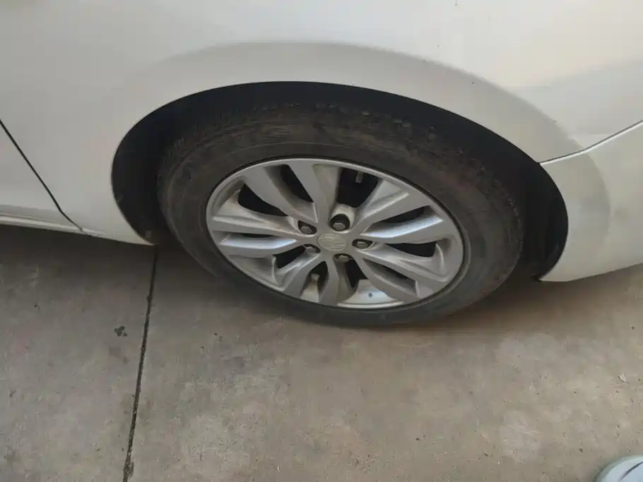 Buick Excelle — миниатюра 6